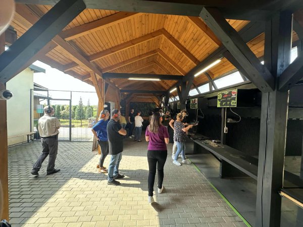 2bebd823-4767-4141-a82b-ca49f5cab676