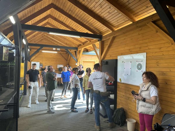 93b9c4e1-c989-4345-9933-6278752634a4